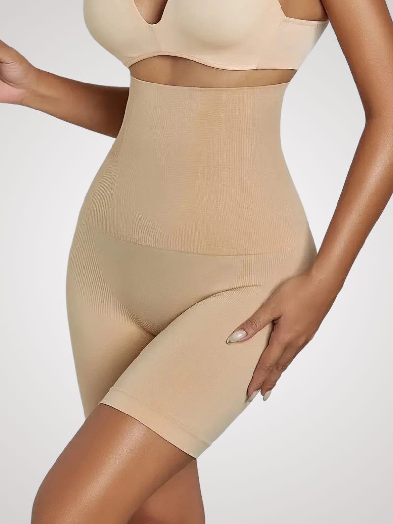 Silouet High-Waisted Shorts